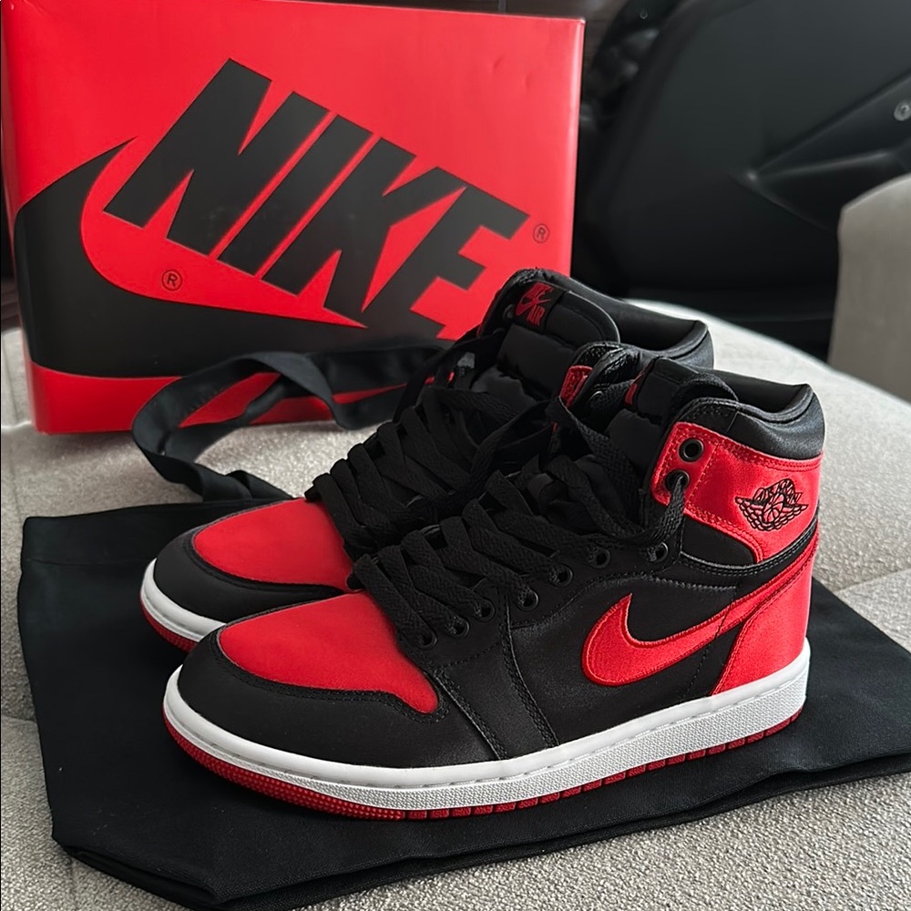 Nike Jordan Satin Bred